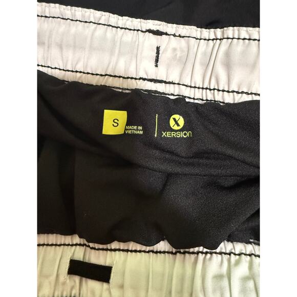 Xersion Black and White Short Athletic Shorts - Size Small - Picture 2 of 4